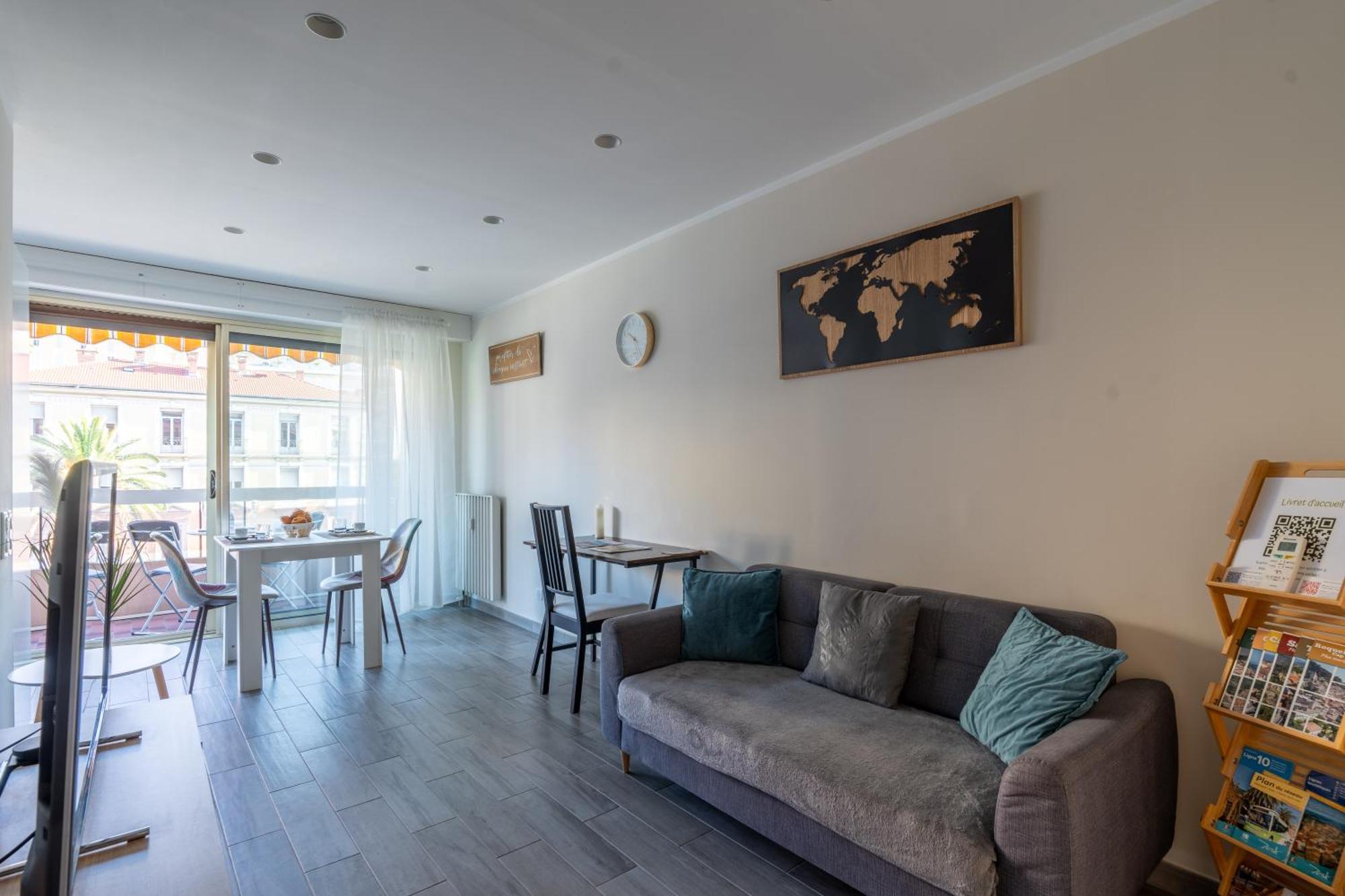 Fabuleux Appartement 2 Personnes Au Coeur De Menton, Climatise Et Proche Gares Routiere Et Sncf Buitenkant foto